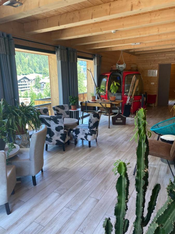 Le Schuss Hotell Châtel Eksteriør bilde