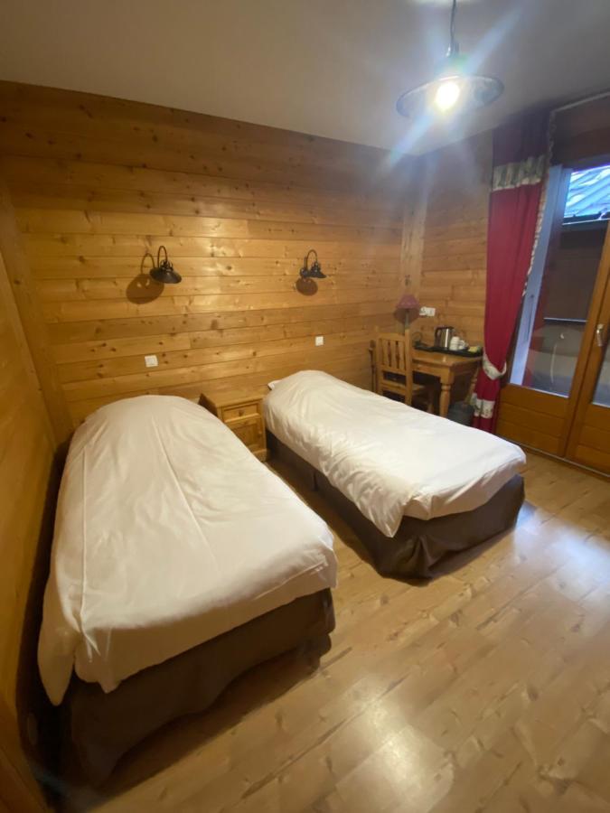 Le Schuss Hotell Châtel Eksteriør bilde