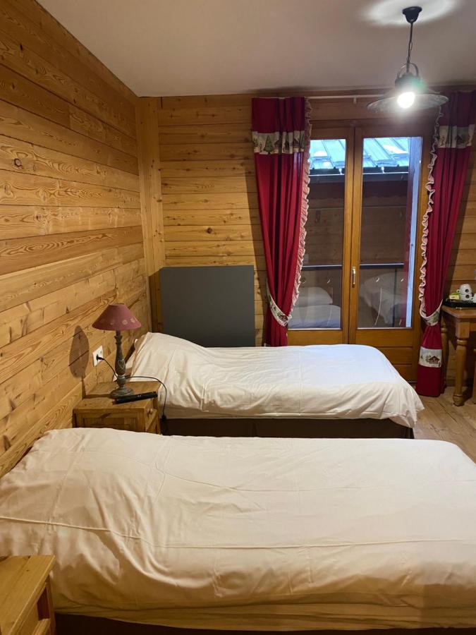 Le Schuss Hotell Châtel Eksteriør bilde